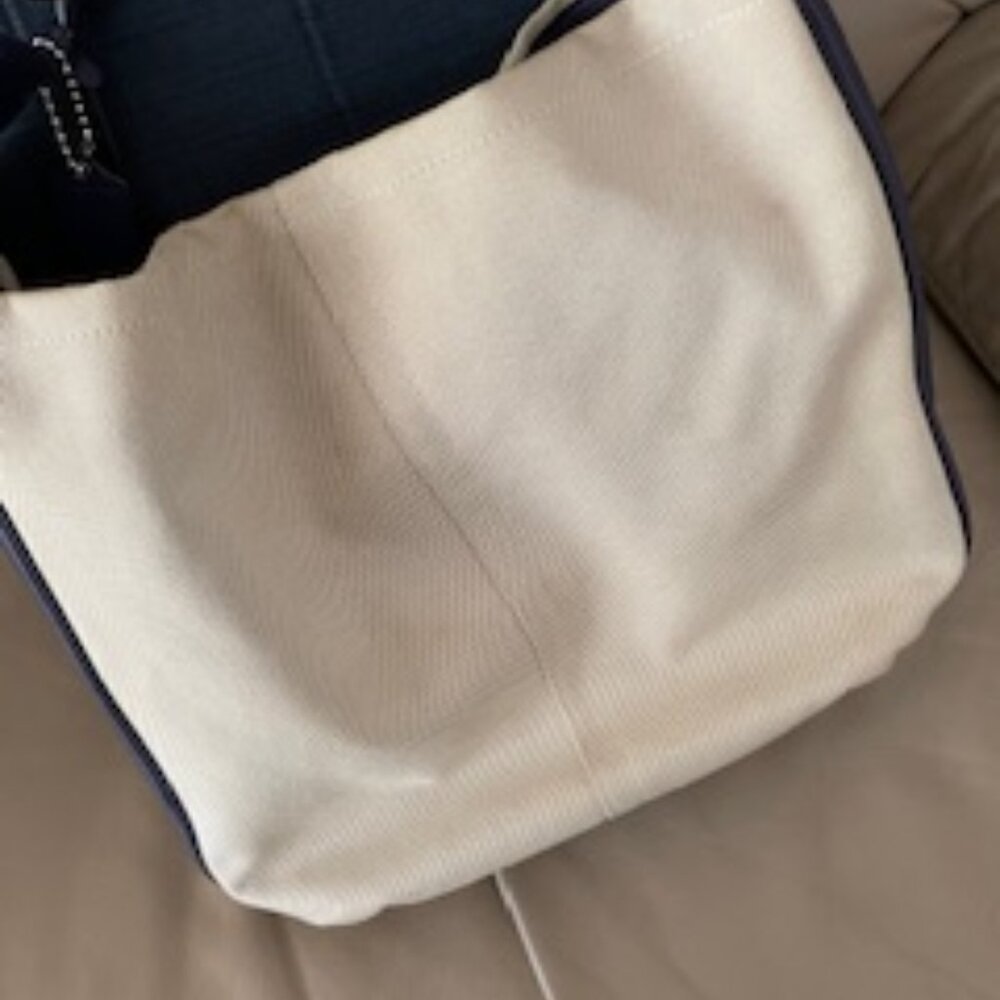 Coach F28911 Avery Canvas/leather Hobo - Picture 9 of 16